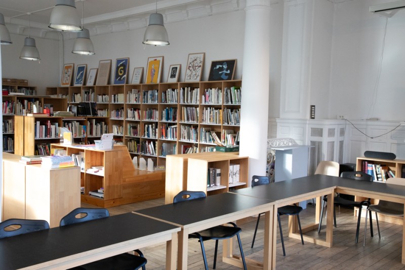 Centre de documentation à Épinal, Chrisline Coutant ©ÉSAL